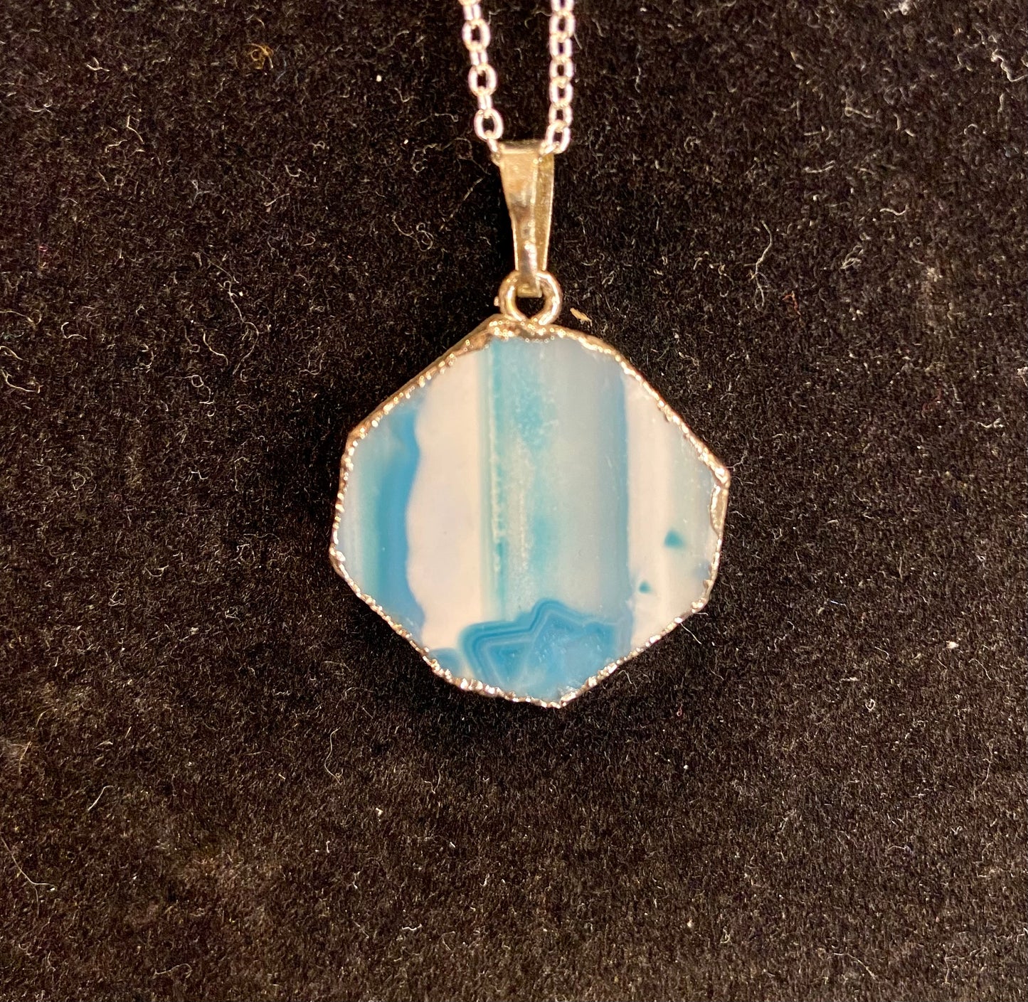 Dyed Agate Slice necklace