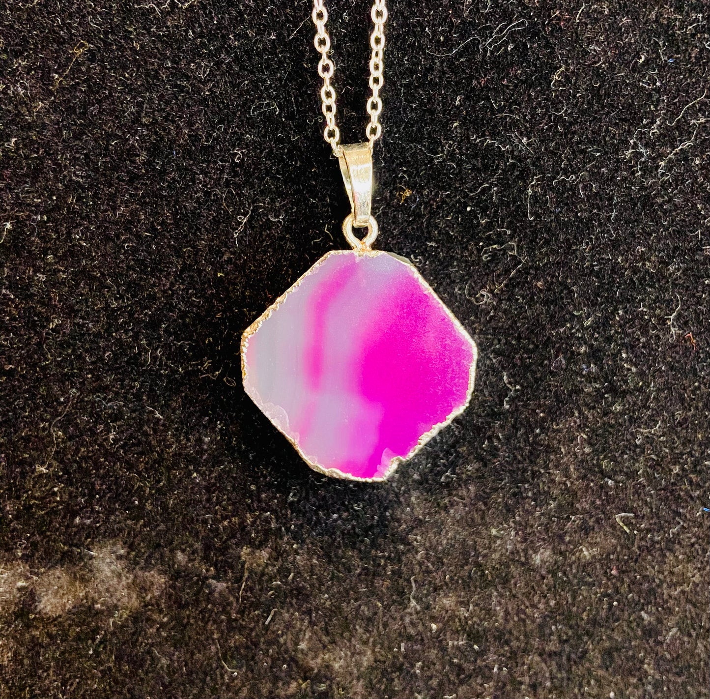 Dyed Agate Slice necklace