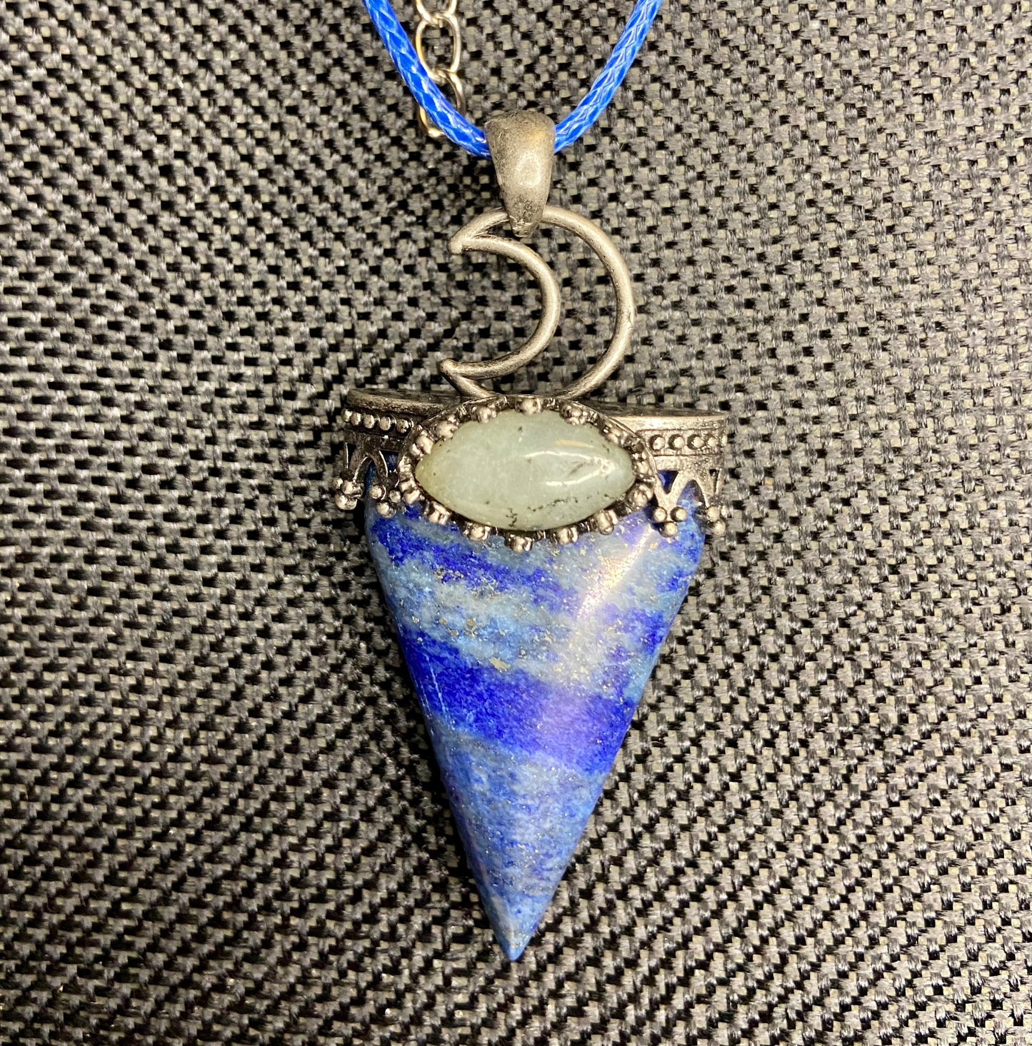 Triangular moon necklace