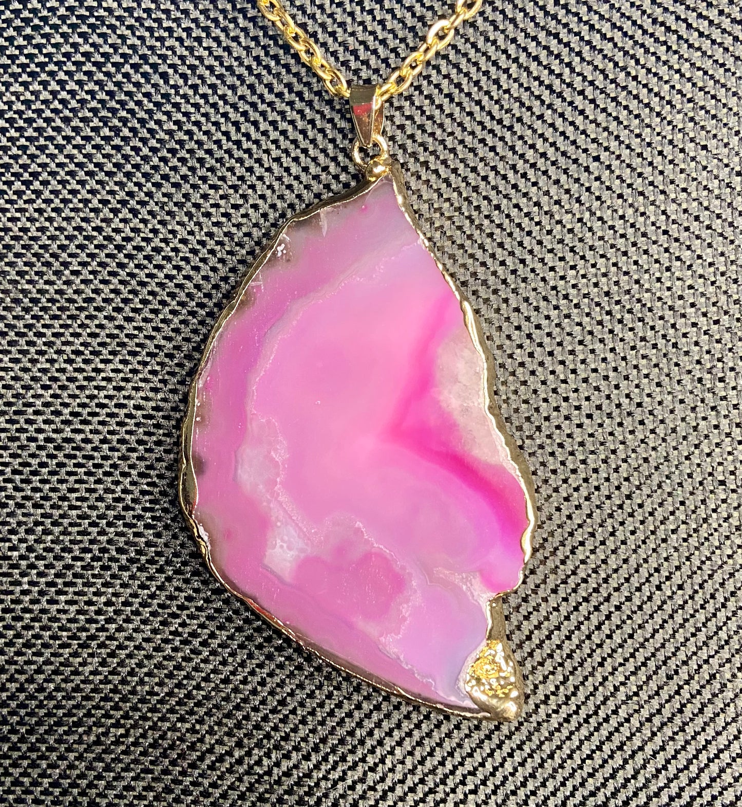 Dyed Agate Slice necklace