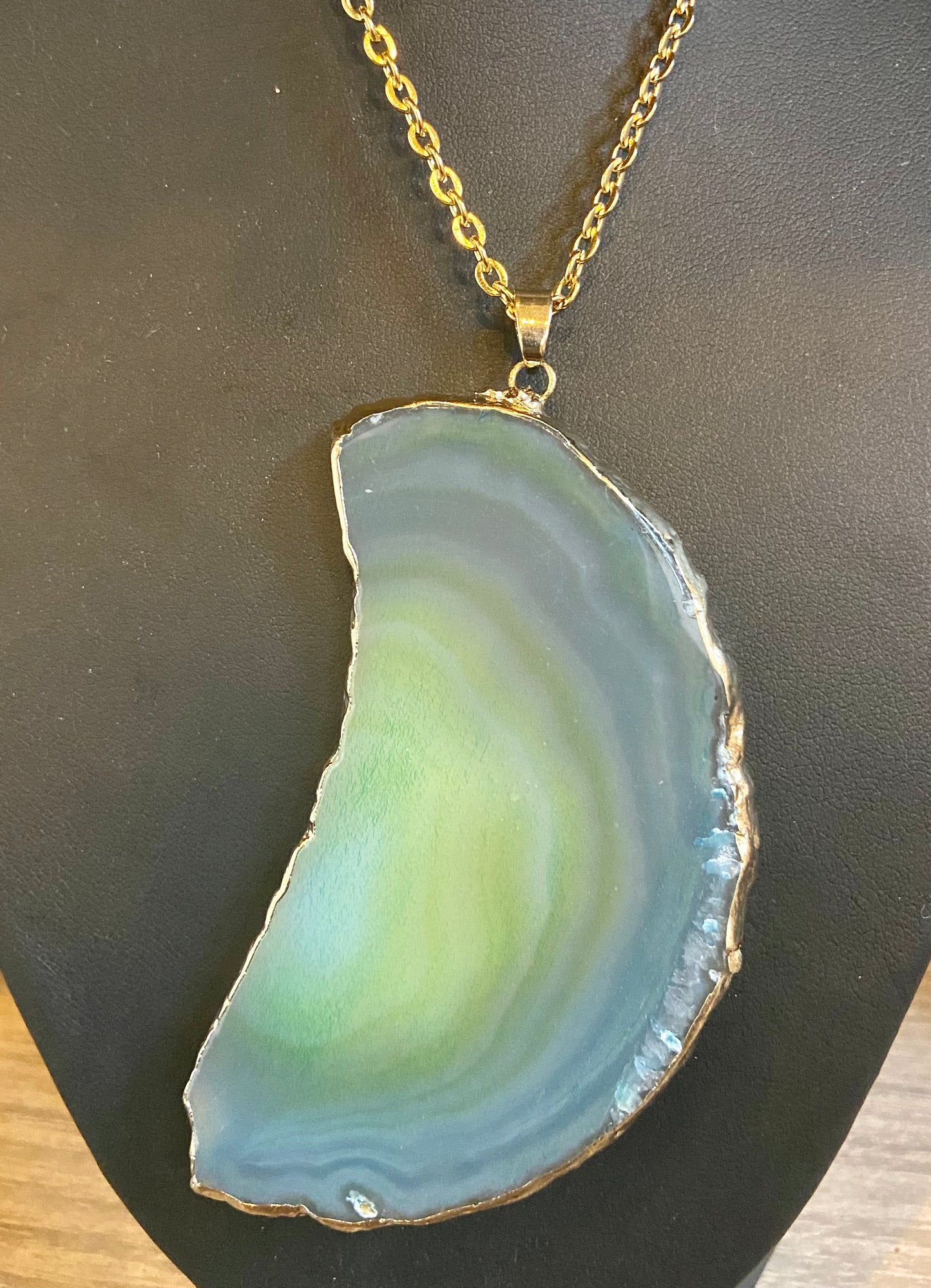 Dyed Agate Slice necklace